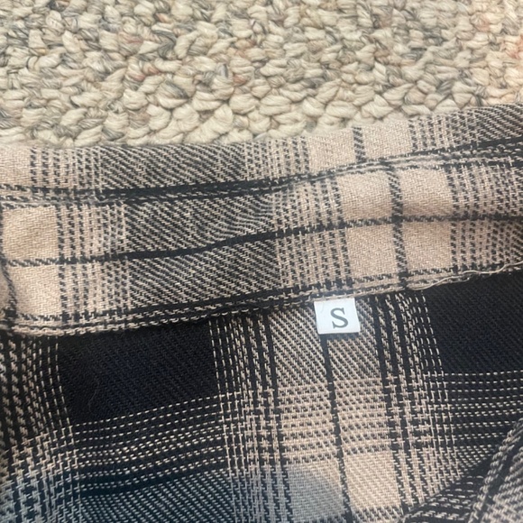 Flannel - Picture 2 of 3